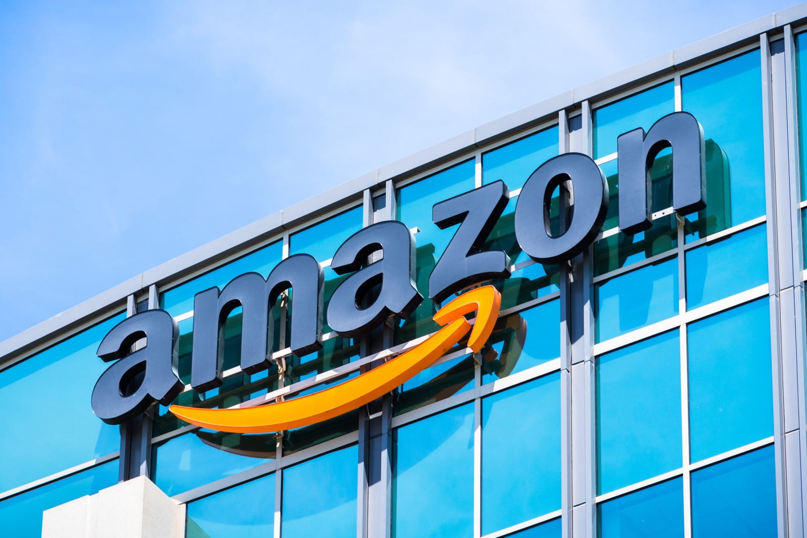 Come acquistare e scambiare azioni Amazon