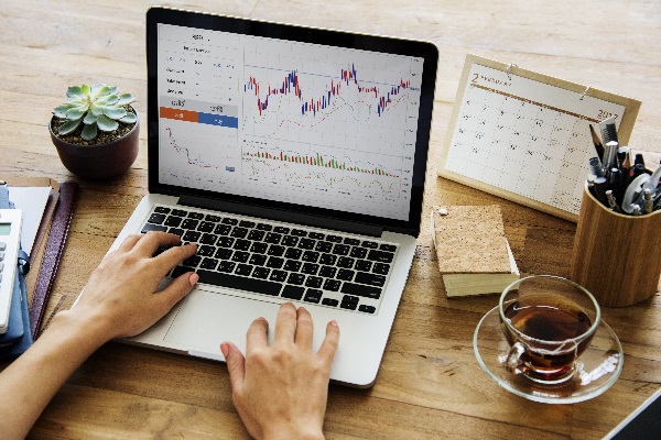 Was ist Stop-Loss und wie man es im Handel verwendet