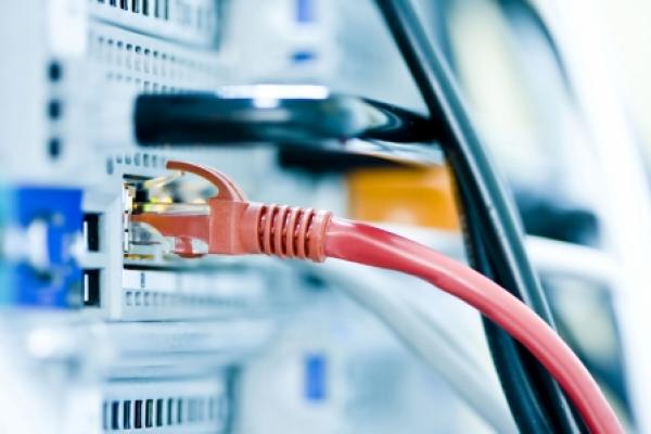 STMicro in linea con previsioni degli analisti