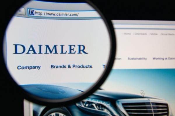 Daimler, ricavi trimestrali battono previsioni
