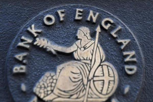 El Banco de Inglaterra no mueve los tipos; May pide una extensión para el Brexit