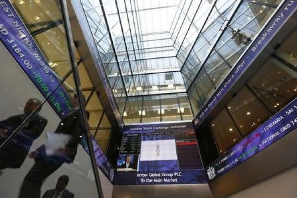 Rynek akcji Wielkiej Brytanii zamknął sesję wzrostami. Investing.com Wielka Brytania 100 zyskał 2,99%