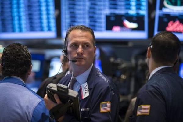 U.S. stocks higher at close of trade; Dow Jones Industrial Average up 1.05%