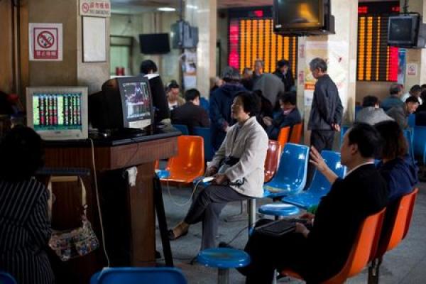 Chine: Les marchés actions finissent en baisse; l'indice Shanghai Composite recule de 0,01%