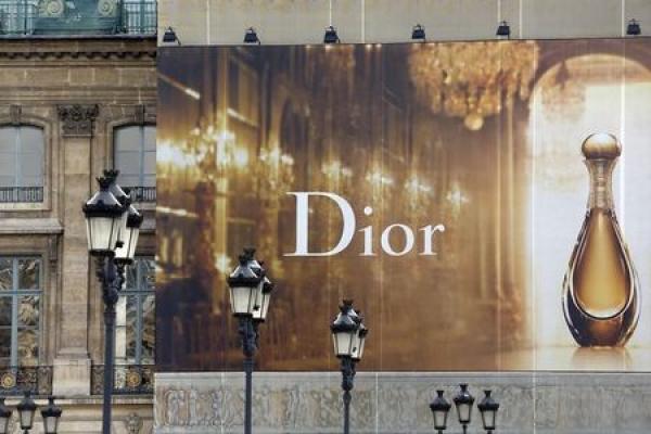 StockBeat: Les valeurs du Luxe recherchées en bourse après les résultats de LVMH