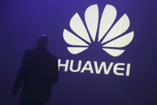 Handelsoorlog laait op: Trump houdt Huawei geblokkeerd en China reageert