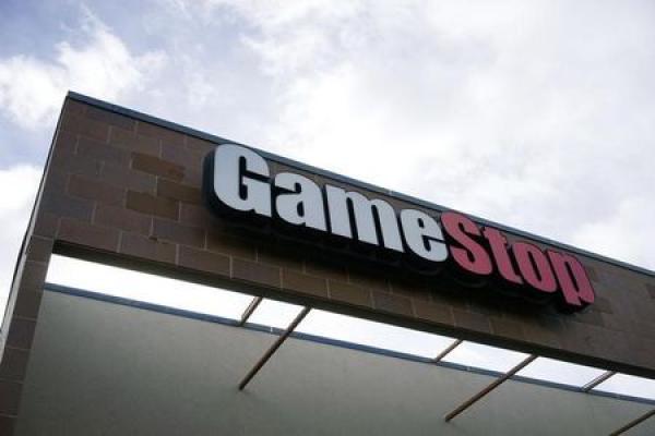 Gamestop Urges Shareholders to Reject Activists' Claim for Board Seats
