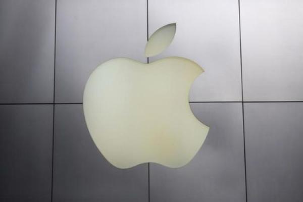 Apple Stock Rises 4%