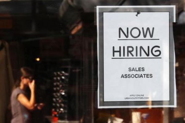 Occupazione USA su di 266.000 unità il mese scorso; tasso di disoccupazione al 3,5%