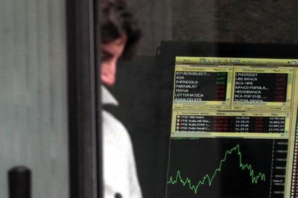 Los índices de Italia cierran a la baja; el Investing.com Italia 40 cae un 2,30%