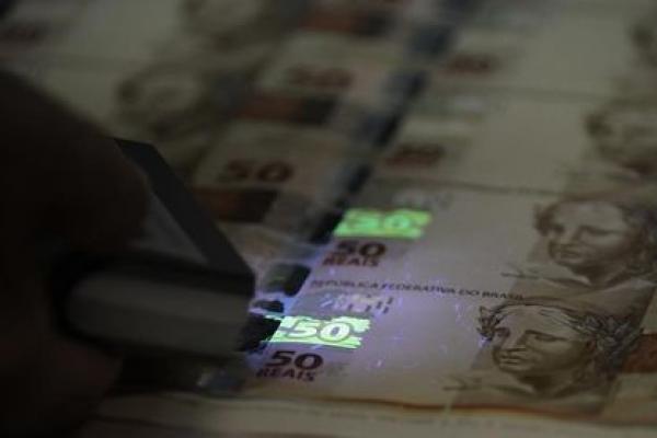 Forex: Brasilianischer Real deutlich unter Druck - US-Dollar stark