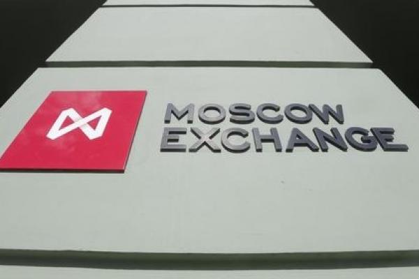 Rynek akcji Rosji zamknął sesję spadkami. MOEX Russia stracił 0,23%