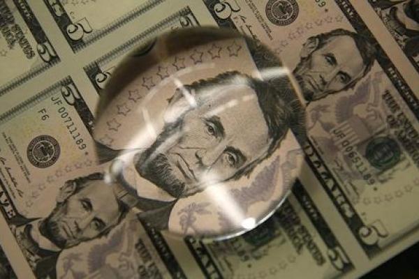 Devisen: US-Dollar steigt - US-China Spannungen drohen zu eskalieren