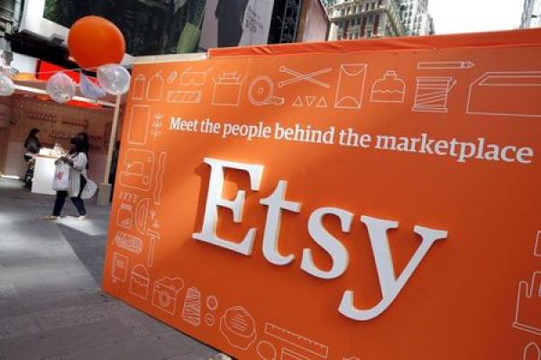 StockBeat: Etsy Falls as Morgan Stanley Downgrades Outlook