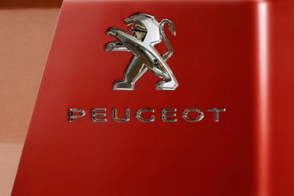 Peugeot et Fiat en forte hausse après la confirmation d'un projet de fusion