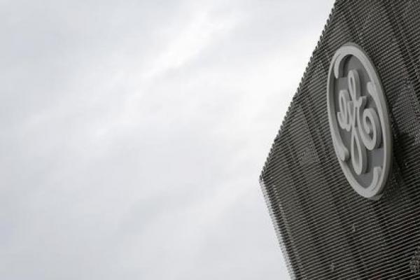 General Electric Rises 3%