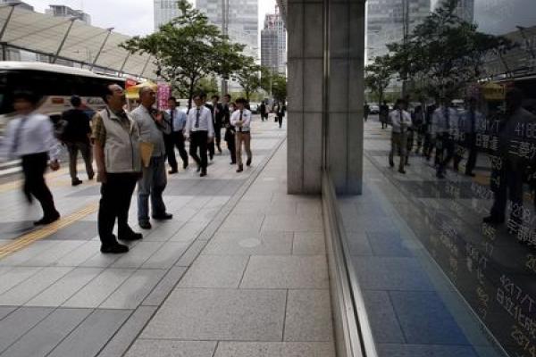 Asian Stocks Mixed as Traders Continue to Weigh Economic Impact of Coronavirus
