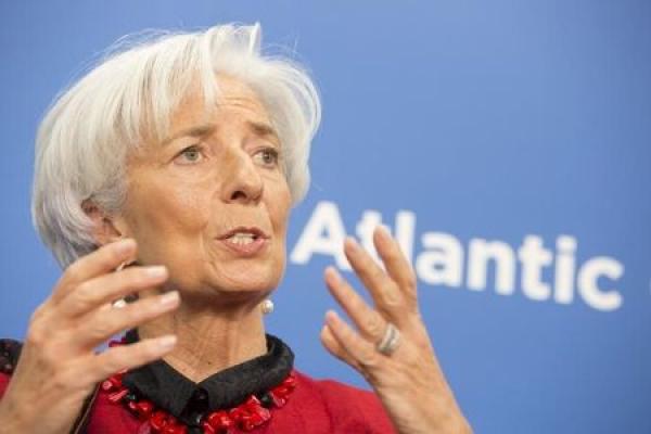 Lagarde se une a Buffett y ‘llama al orden’ a EE.UU. y China