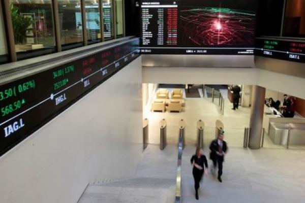 Los índices de Reino Unido cierran al alza; el Investing.com Reino Unido 100 avanza un 2,14%