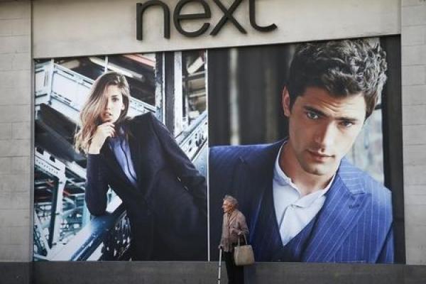 StockBeat: Next rejoint Zara et H&amp;M dans la nouvelle ère numérique