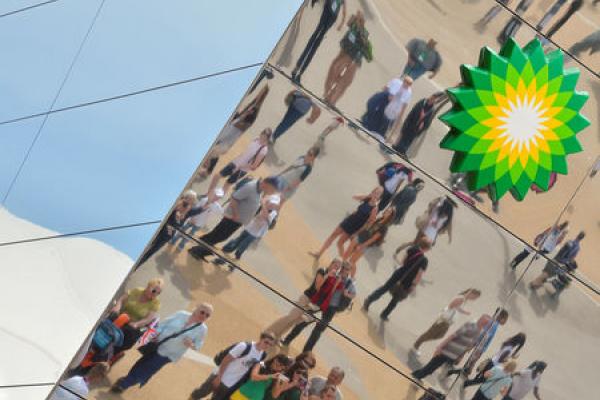 Aktien: DAX und Euro Stoxx 50 dank PBoC kräftig erholt - BP im Fokus