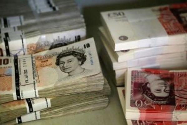 Cable to Remain Range Bound Amid Brexit Uncertainty, Analysts Warn