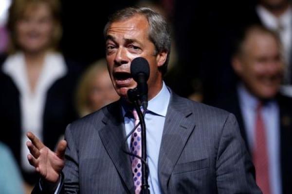 Pound Surges as Farage Pledges Not to Fight Tories