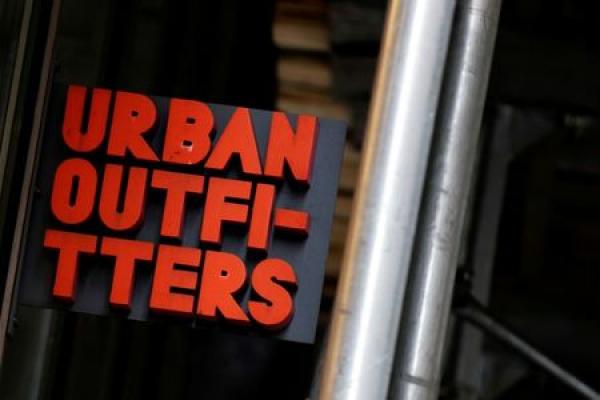 Urban Outfitters Jumps After Wells Fargo Upgrade 