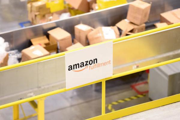 Amazon.com Falls 3%