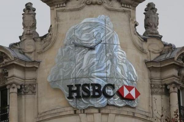 HSBC ‘pincha’ en sus resultados y arrastra a la banca española