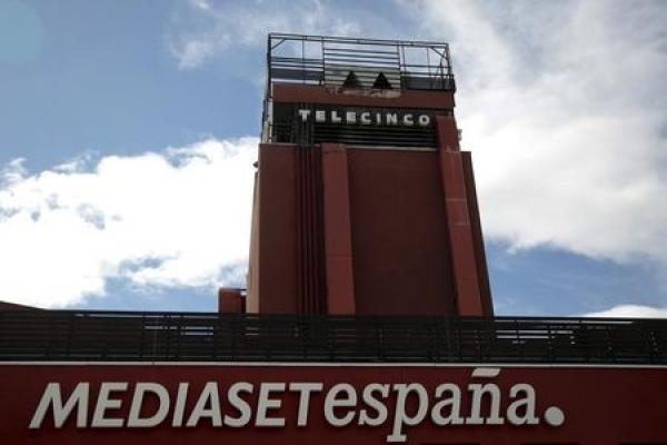 La CNMV suspende la cotización de Mediaset: La cadena desmiente la unión