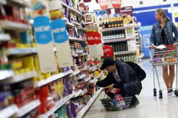 Les ventes au détail US ont reculé de 16,4% en avril, leur pire chute