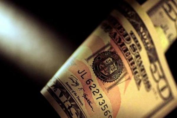 Dollaro USA in salita, cresce la tensione tra USA e Cina