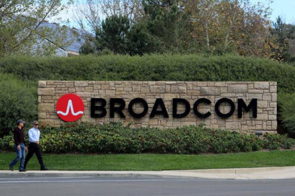 StockBeat - Broadcom's Gloomy Outlook Wrecks Chip Stocks
