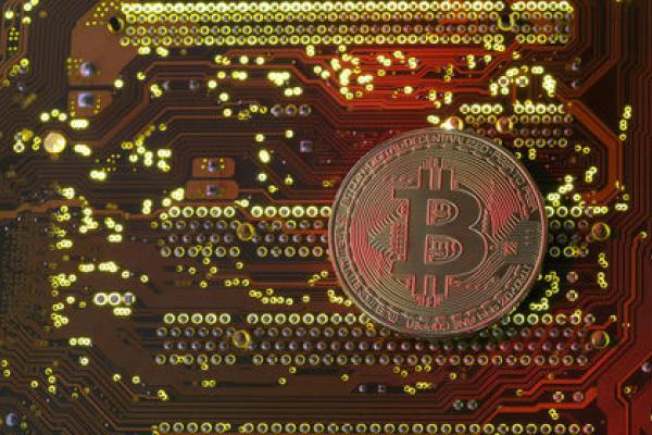 Bitcoin Climbs Above 10,002.7 Level, Up 5%