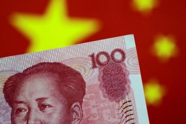 Yuan Edges Down; Huawei’s Legal Action Against U.S. in Focus