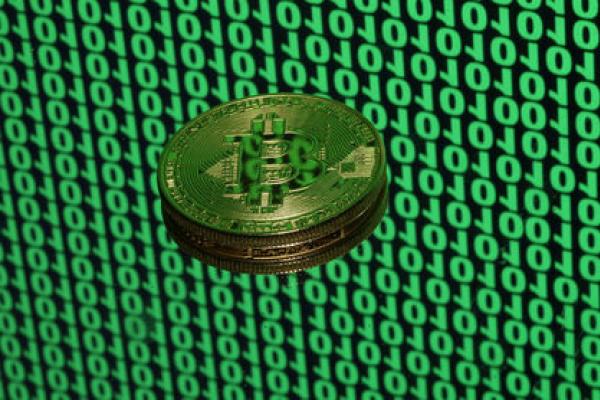 Crypto Market Turns Bearish; Bitcoin Drops Further Away From Key $4,000 Level