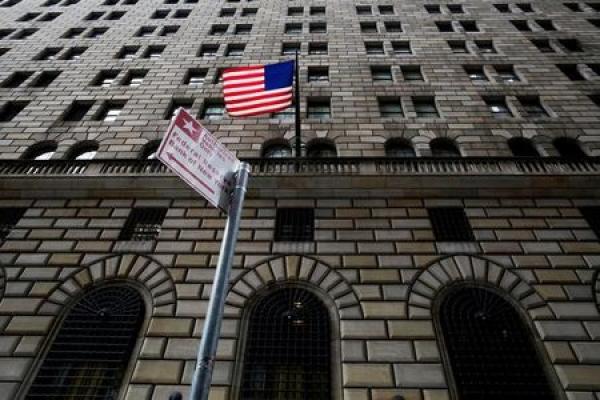 Aktien: Wall Street grenzt Verluste ein - Fed mit Liquiditätsbombe