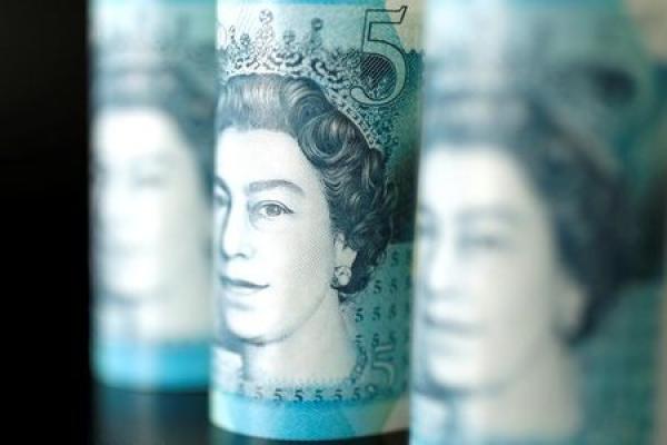 Sterlina in salita, il Parlamento prende il controllo della Brexit