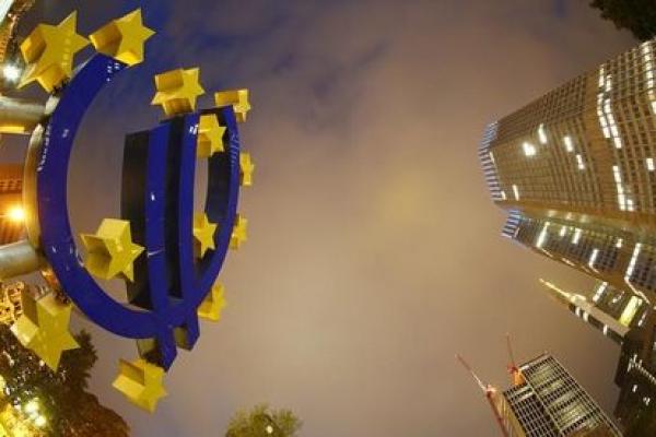 Inflación inferior y mayor daño al PIB, según última encuesta del BCE