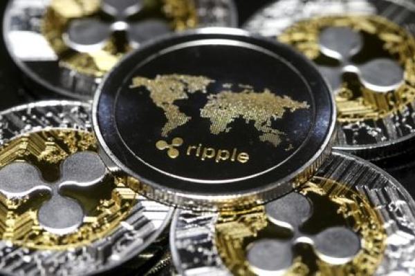 XRP Dips Below 0.16004 Level, Down 0.39%