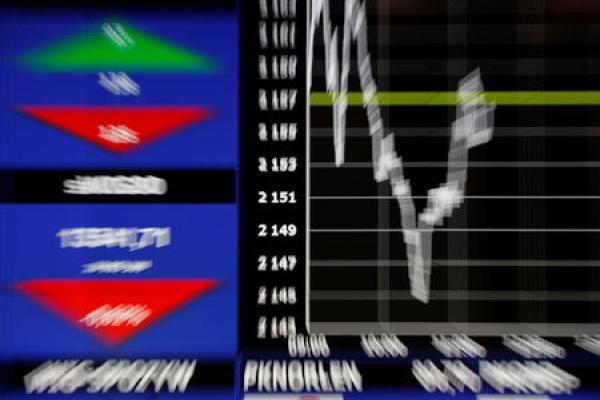 Rynek akcji Polski zamknął sesję spadkami. WIG30 stracił 2,83%