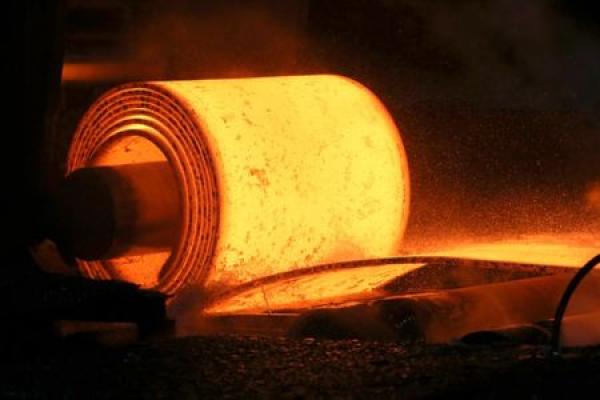 Aktien:  US-Steel sackt ab - Spotify, Tesla steigen vorbörslich