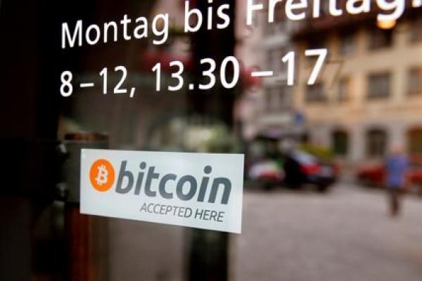Bitcoin Dips Below 5,002.2 Level, Down 6%