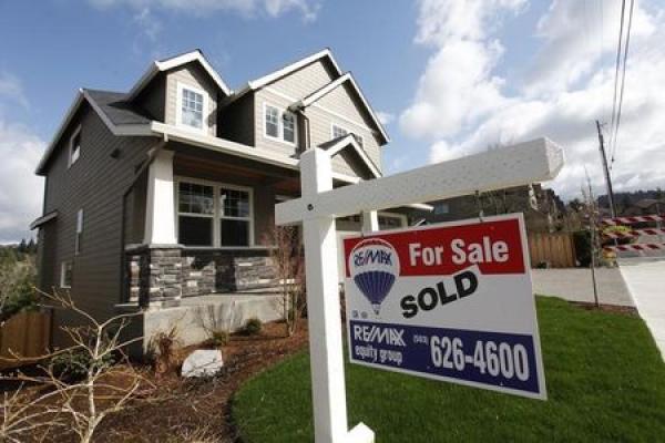 U.S. Existing Home Sales Hit Bottom at 3-Year Low - NAR