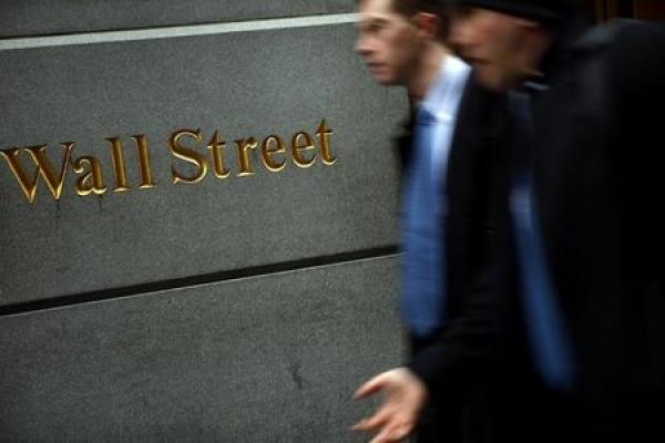 U.S. stocks mixed at close of trade; Dow Jones Industrial Average down 1.39%