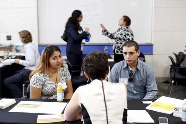 Richieste iniziali di sussidio di disoccupazione USA su a 281.000 unità