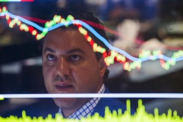 Stocks - Wall Street Dives as Fed's Powell Muddies Waters on Future  Cuts