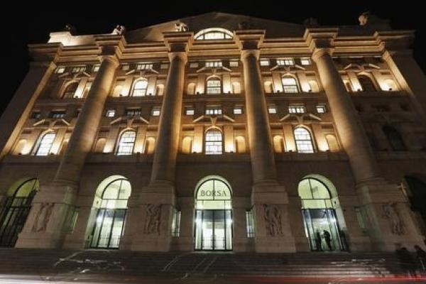 Ftse Mib subito negativo trascinato dalle banche e dai petroliferi