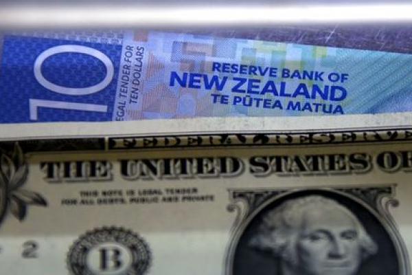Kiwi-Dollar mit Kurssprung; Dollar schwächer